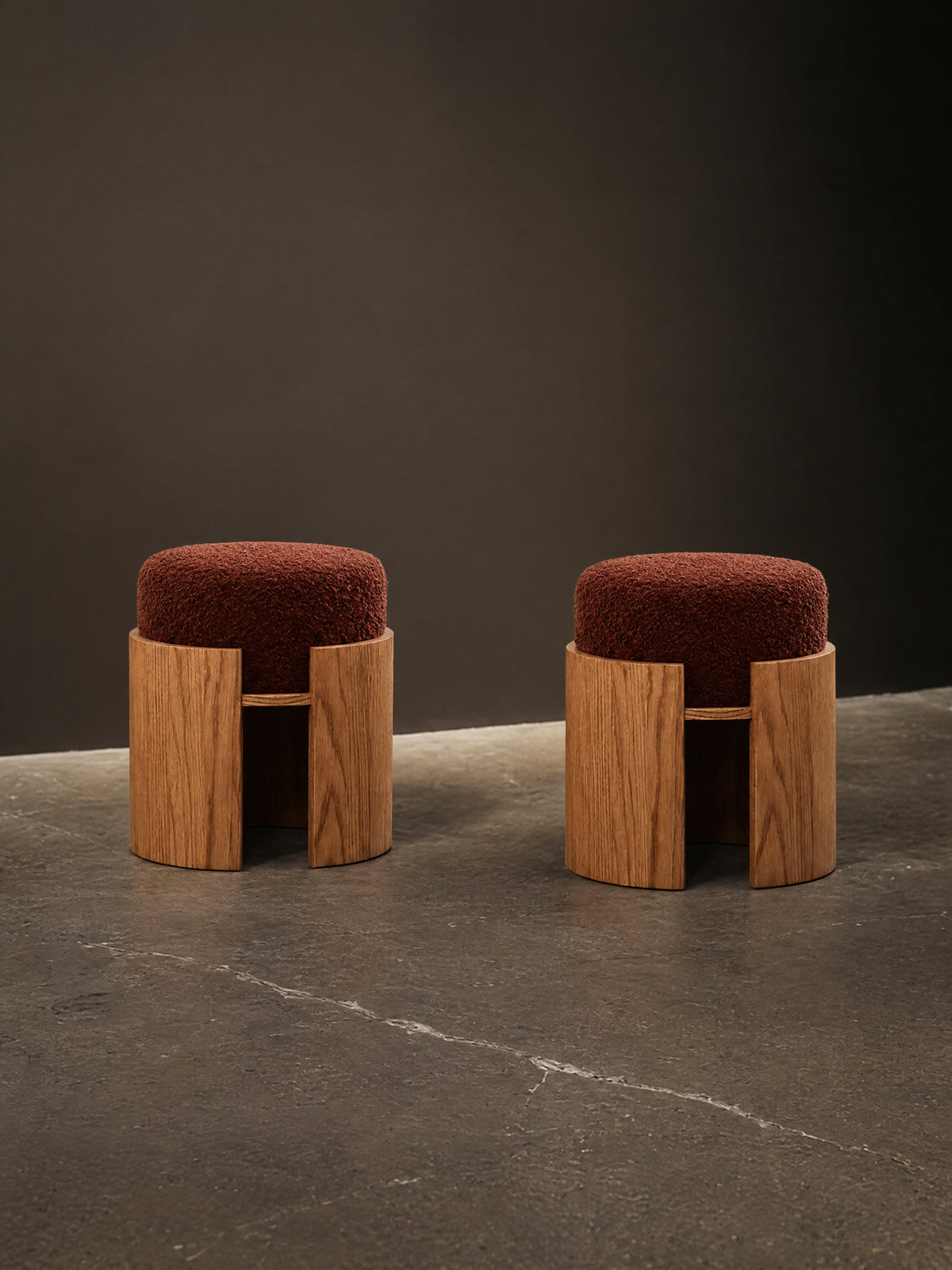 Bola Round Wood Stool