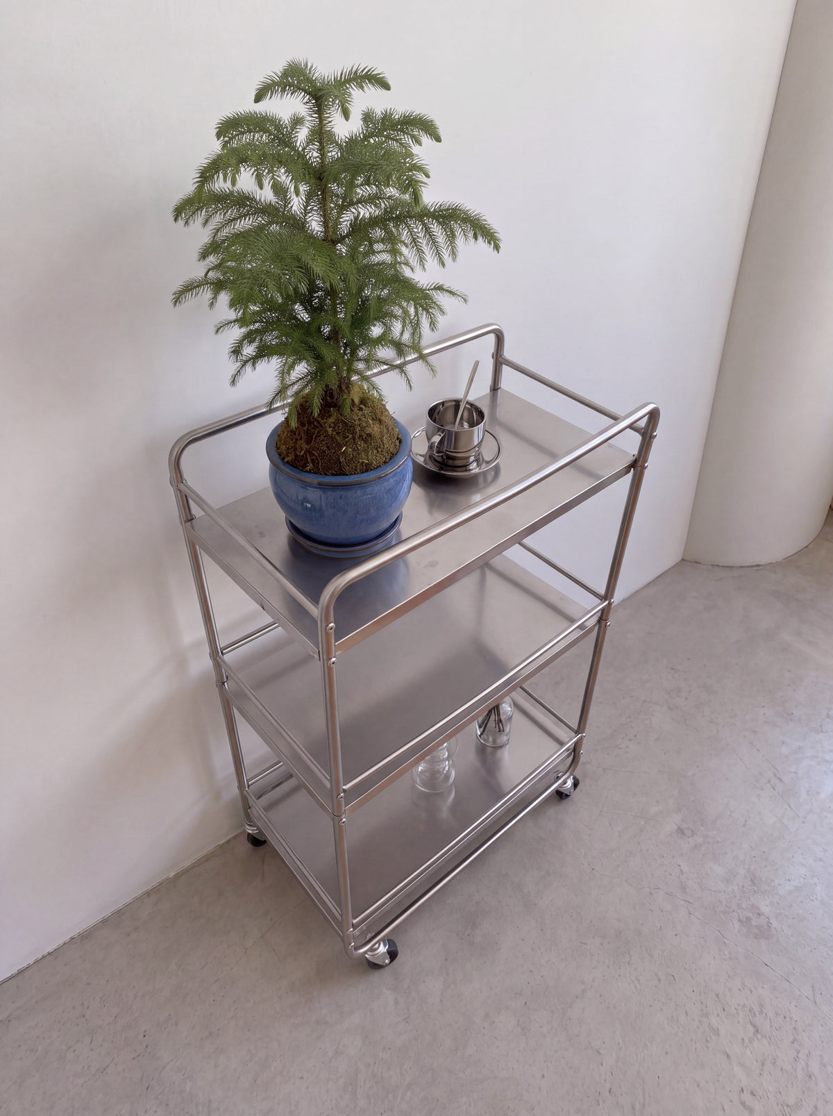 Ovi Rolling Steel Cart — rolling steel cart, three-quarter view from the right